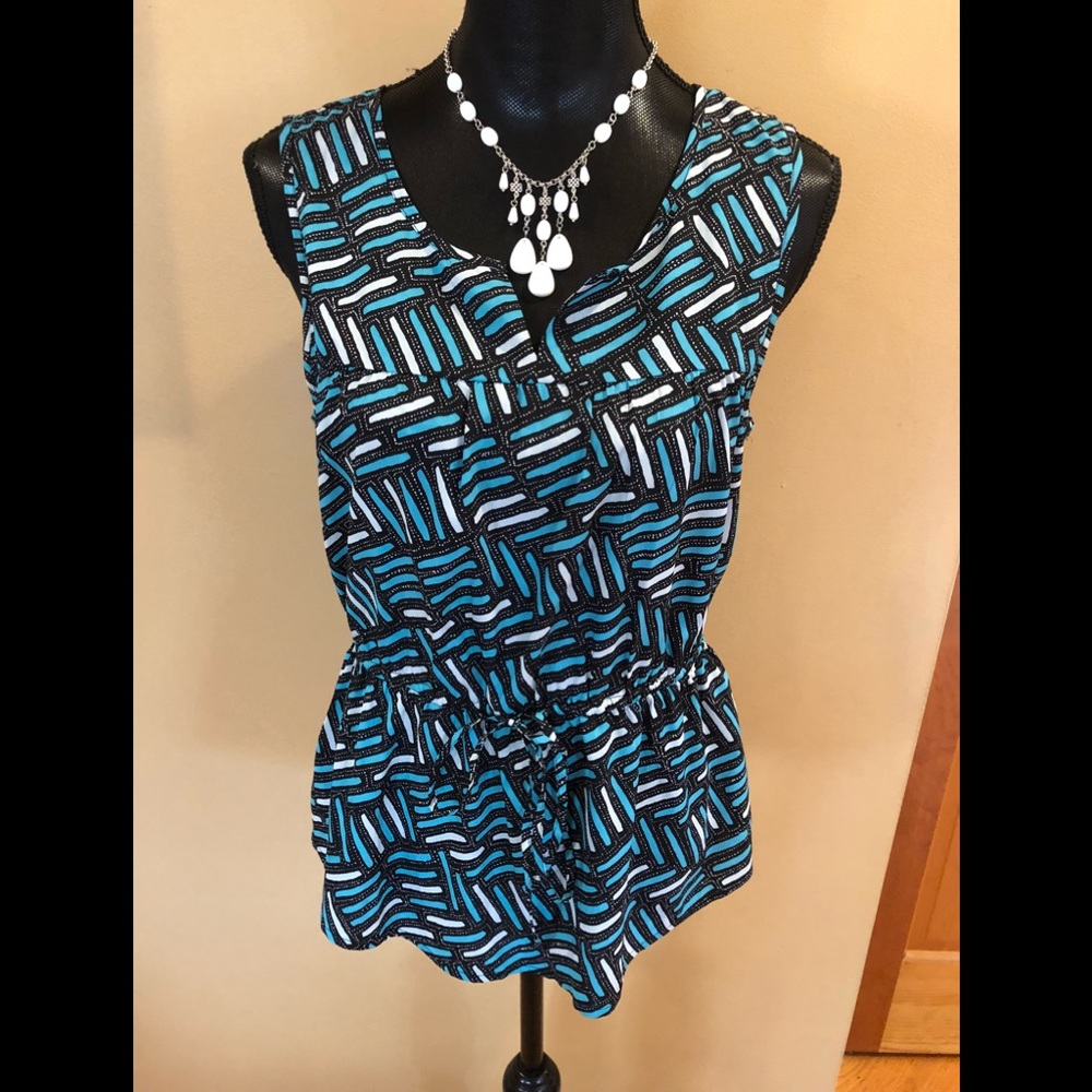 Banana Republic Pattern blouse 👚